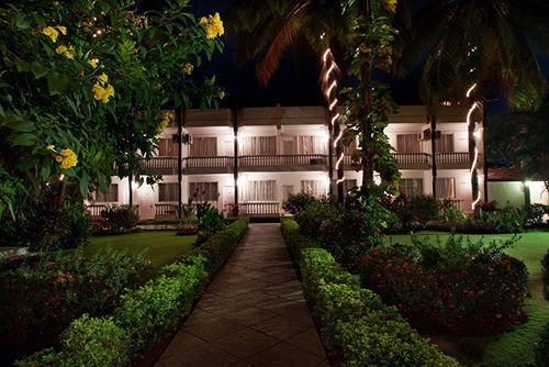 Sea Mist Resort Candolim Exterior photo